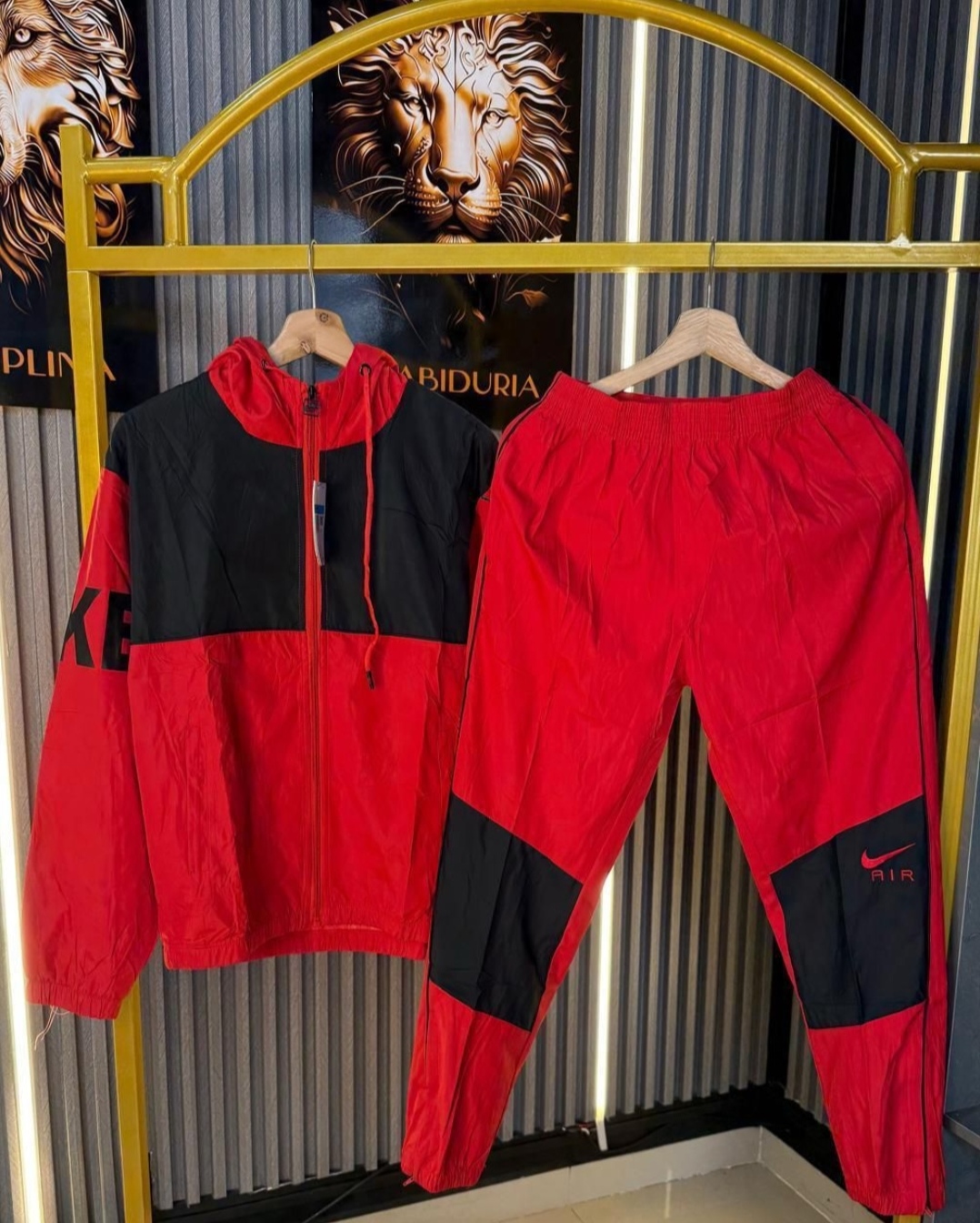 Conjunto Nike Rojo y Negro AIR
